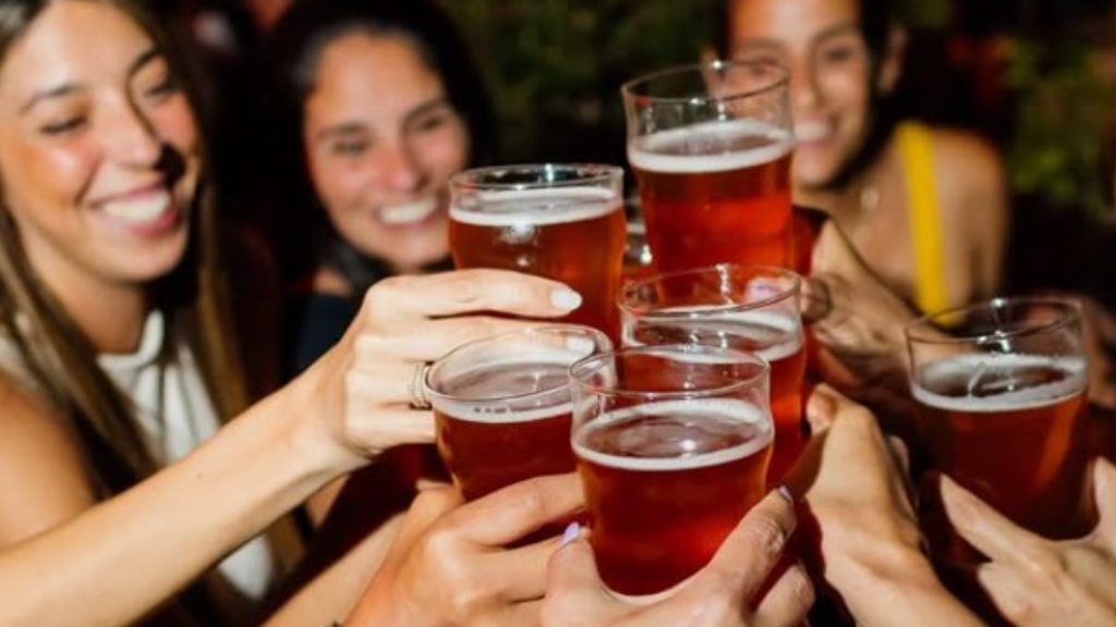 El IPA Day internacional se celebra en Lomas de Zamora, con 40 cervecerías ofreciendo promos y rebajas en las más deliciosas cervezas artesanales.