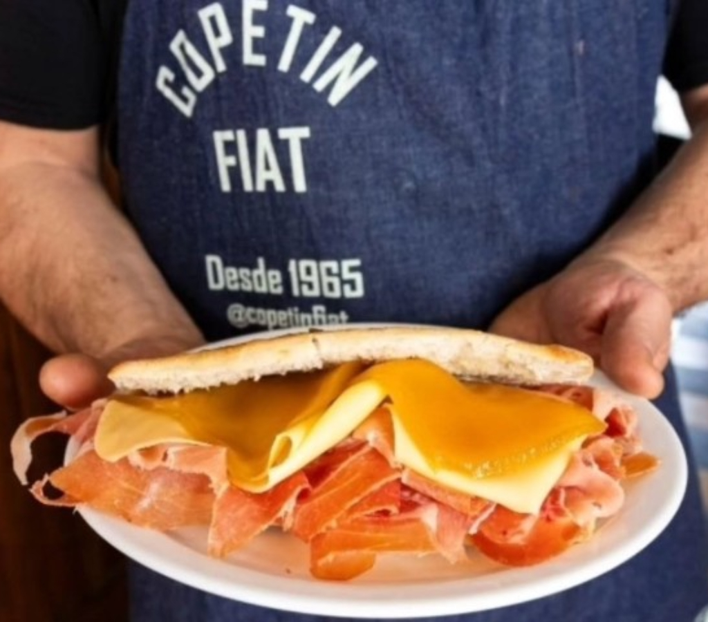 Este sábado 9 de agosto el bodegón Copetín Fiat de Caseros hará una fiesta en la calle por sus 60 años de vida.