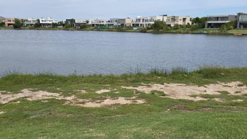 El country Lago de Manzanares, donde en 2010 murio ahogado trágicamente el menor Cristian Ravena.