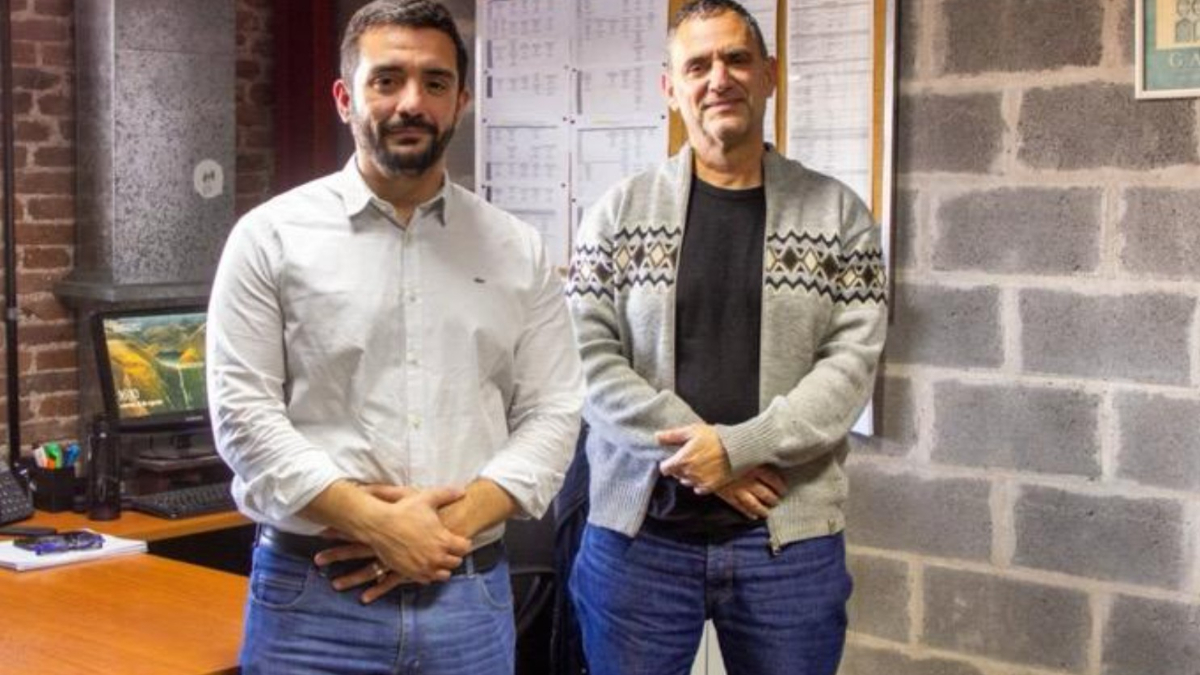 Agustín Balladares y Daniel Russo, director de la carrera de Seguridad Ciudadana de la Universidad de Lanús, se reunieron para sumar ideas ante el tema de la inseguridad.