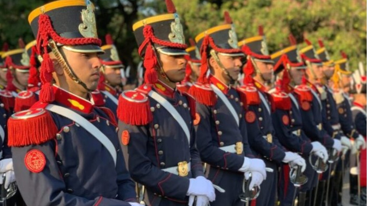 El desfile civico-militar que hará San Isidro en homenaje al General San Martín contará con la participación de 2.300 efectivos del ejército, y demás fuerzas de seguridad.