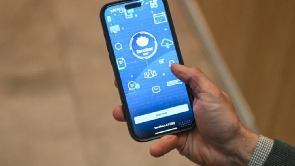La nueva app ya se puede descargar en cualquier celular o tablet a través de Play Store o App Store, buscando “Escobar 360”.