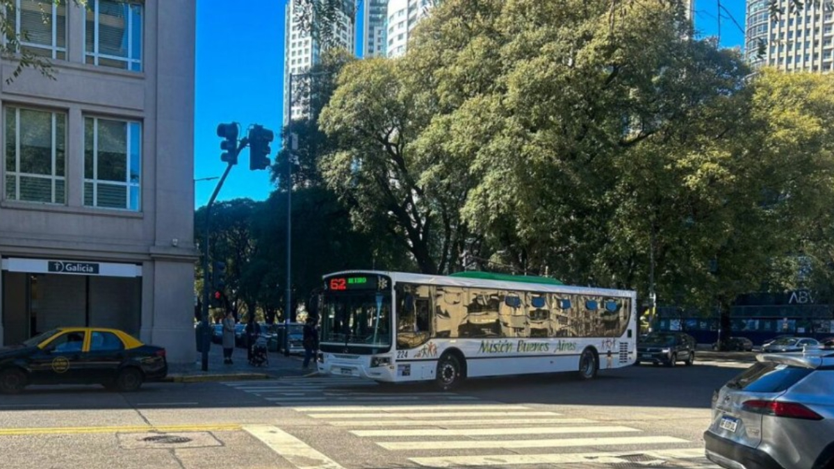 La línea 62 y la 61 ya ingresan a la selecta zona de Puerto Madero, en CABA. Son los primeros colectivos que lo hacen.