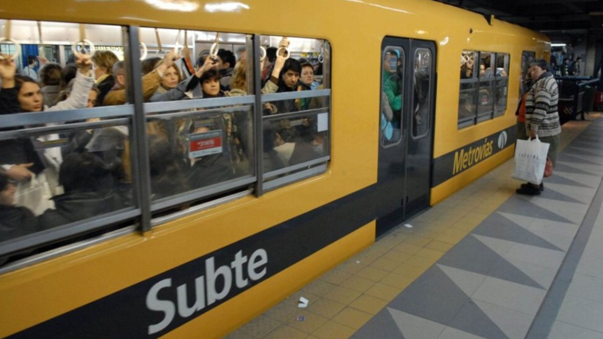 El Subte B une Villa Urquiza con el microcentro porteño. Sus actuales trenes tienen problemas y son viejos. Ahora el gobierno porteño planea cambiar toda la flota.