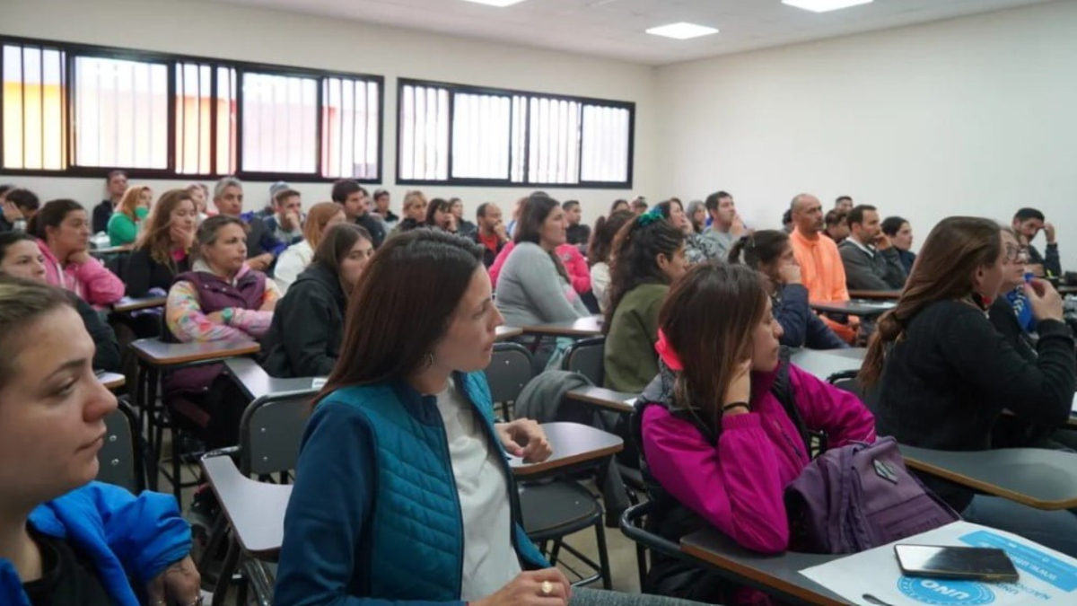 La Universidad del Oeste ya abrió la insripción para el ciclo lectivo 2026. Tiene su sede en Merlo, en el oeste del Conurbano bonaerense.