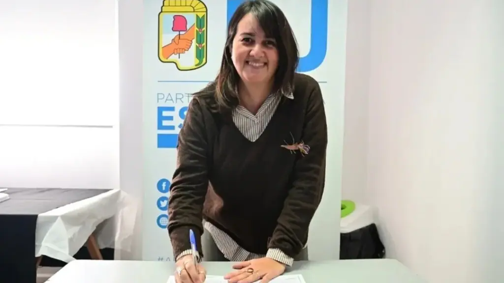 Laura Cejas, Ariel Sujarchuk, Escobar