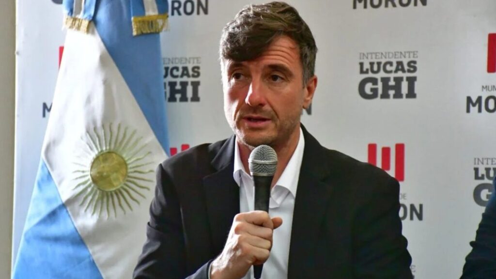 Morón, créditos