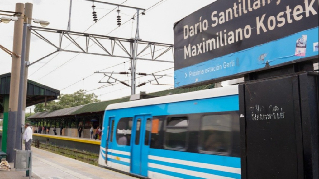 Todos los andenes de la estación Avellaneda del tren Roca quedaron habilitados tras 10 años de desidia en la ejecución de las obras.