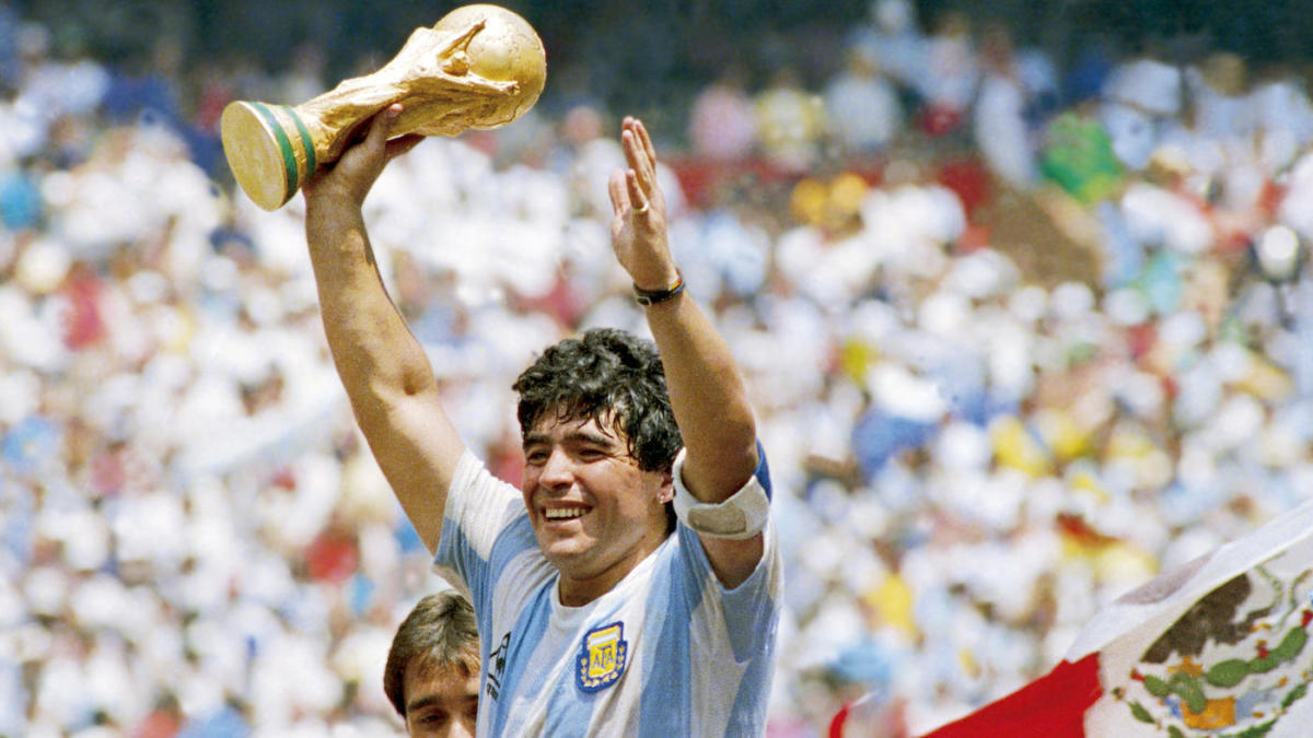 Merlo, Experiencia Maradona