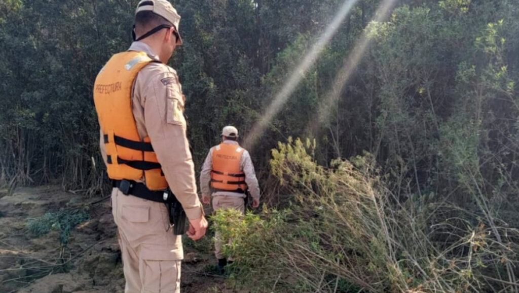 Prefectura Naval y otras fuerzas de seguridad patrullan la zona del Arroyo Correntino, en Escobar, en busca del misterioso tirador que le disparó a Ana Marquis.
