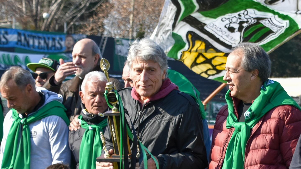 Nueva Chicago, Primera B Metropolitana, Ascenso, 1981