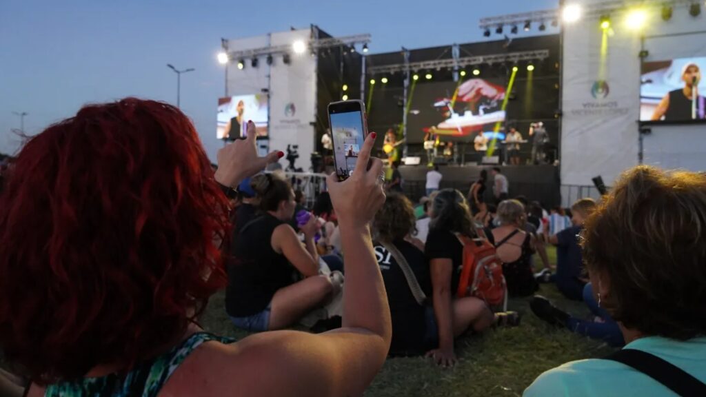 Vicente López, 120 años