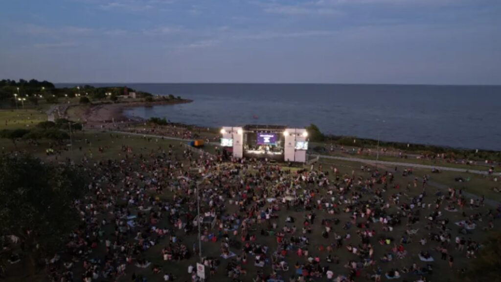 Vicente López, 120 años