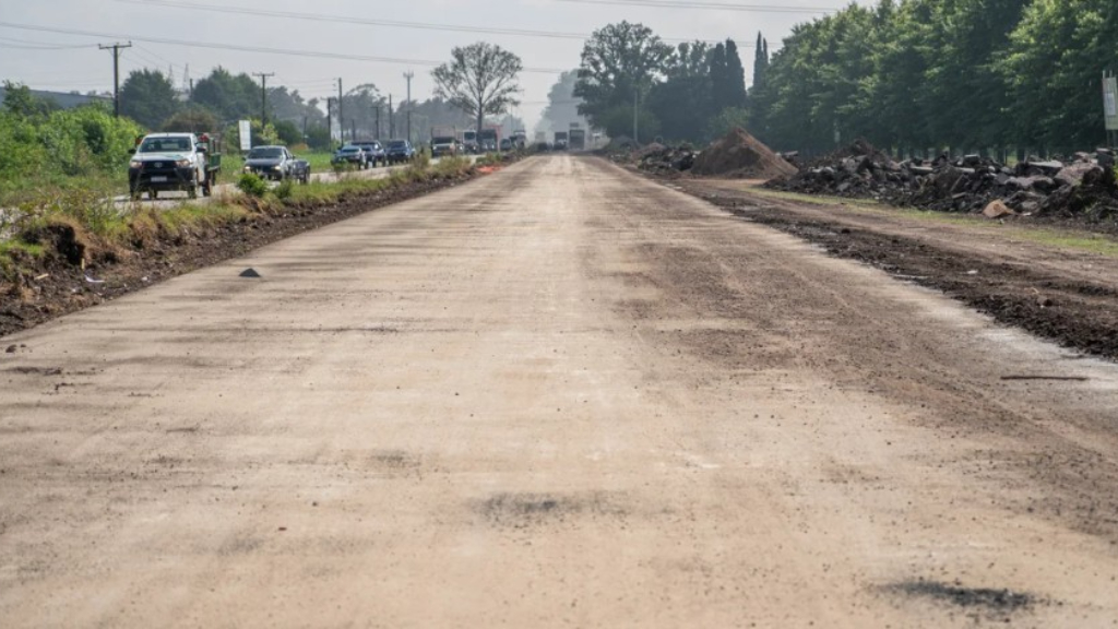 Avanza la remodelación de la Ruta 24, un camino clave a la altura de Moreno.