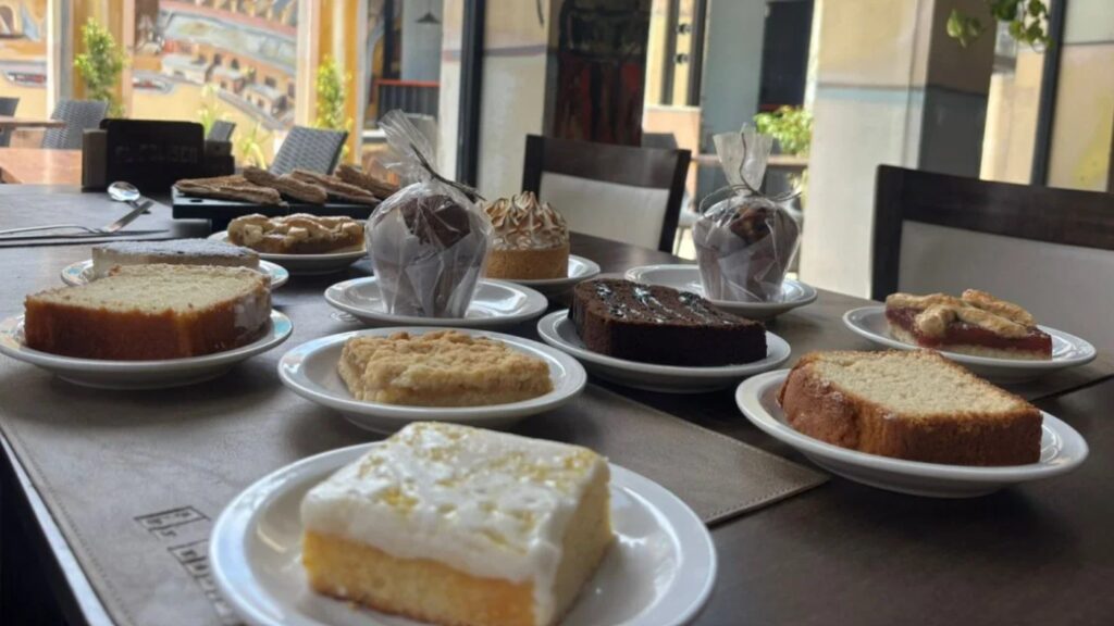 Ituzaingó, Coliseo, restaurante