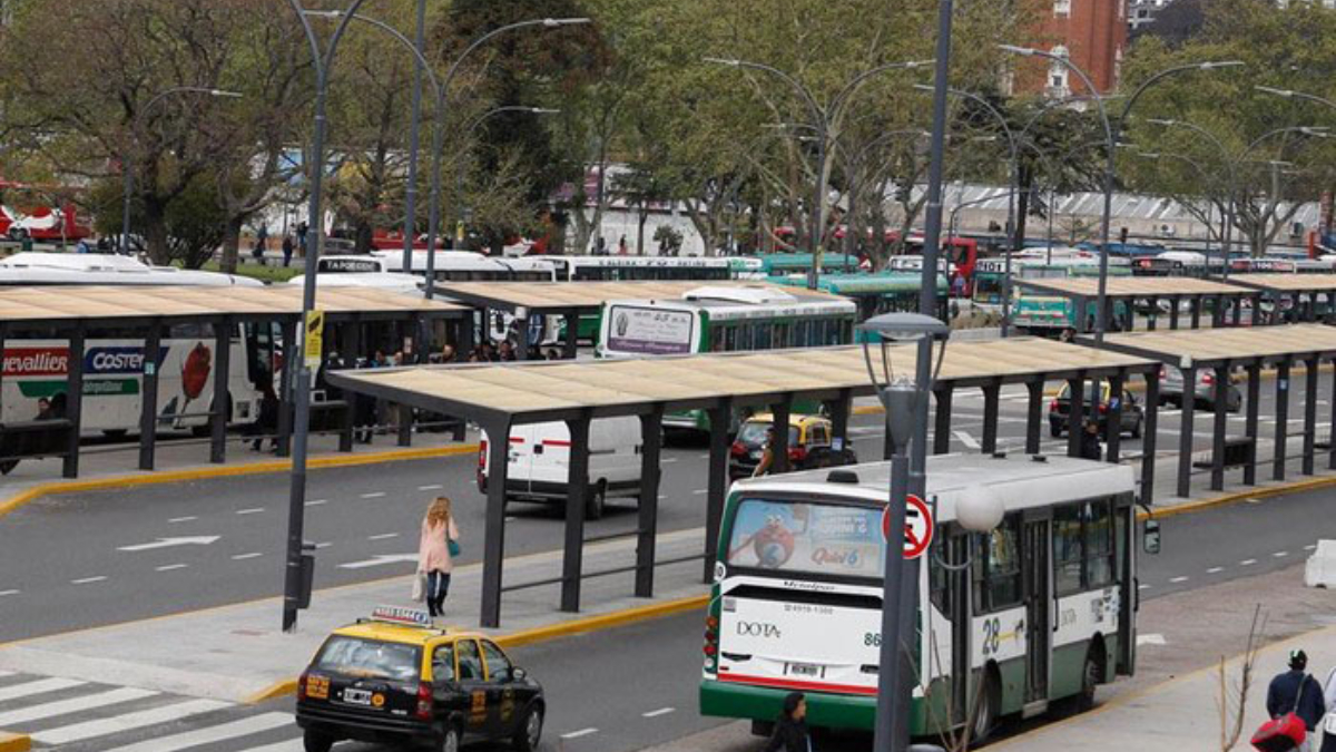 Colectivos, estación Retiro