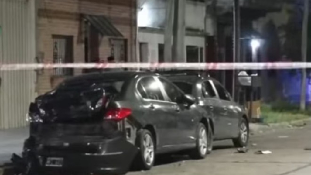 El sargento Alejandro Núñez (40), oficial de la División Motorizada de la Policía de la Provincia de Buenos Aires, falleció este lunes mientras perseguía a dos delincuentes que lo atropellaron con una camioneta.