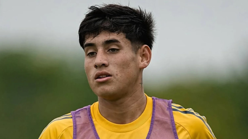 Tomás Aranda, de 18 años, tuvo su primer partido como titular en la primera de Boca en la temporada 2026 y el juvenil fue figura ante Lanús.