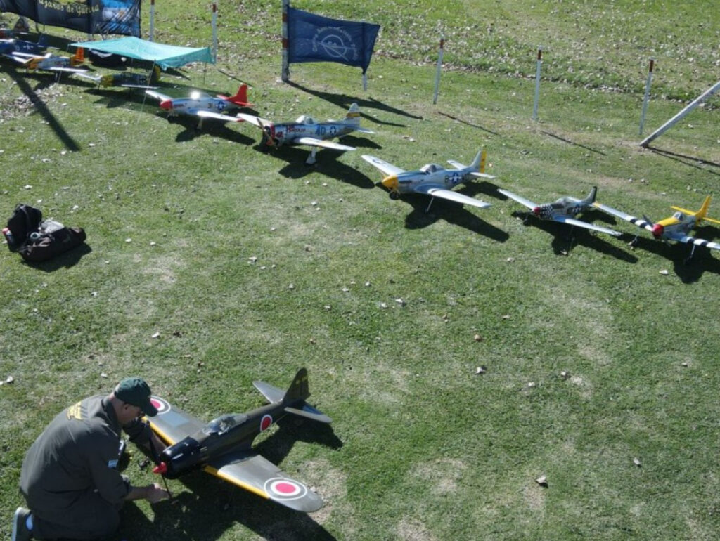 Moreno será sede del festival Volar x Volar para los amantes de la aviación y el aeromodelismo, con una exhibición abierta en el Dique Roggero.