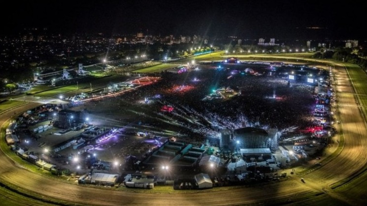 El Lollapalooza Argentina 2026 se llevará a cabo el 13, 14 y 15 de marzo. Es un festival masivo que moviliza de forma anual a miles de personas hacia el Hipódromo de San Isidro .