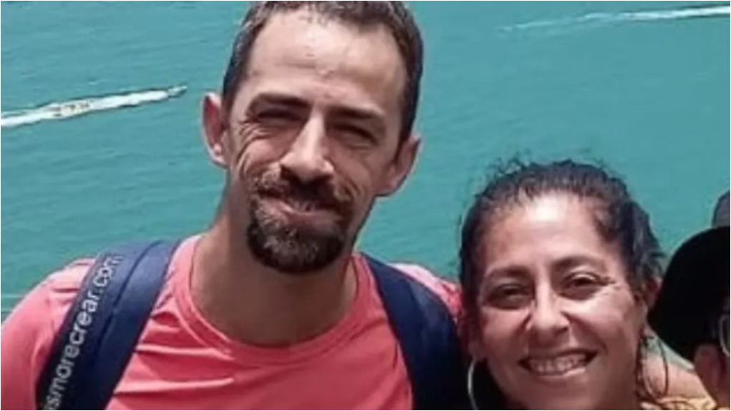 Alejandro Criado, vicedirector de dos escuelas de Monte Grande, emprendió el viaje a Brasil tras finalizar el ciclo lectivo 2025 junto a Carla y Nahuel. En tierras brasileñas ocurrió el accidente.