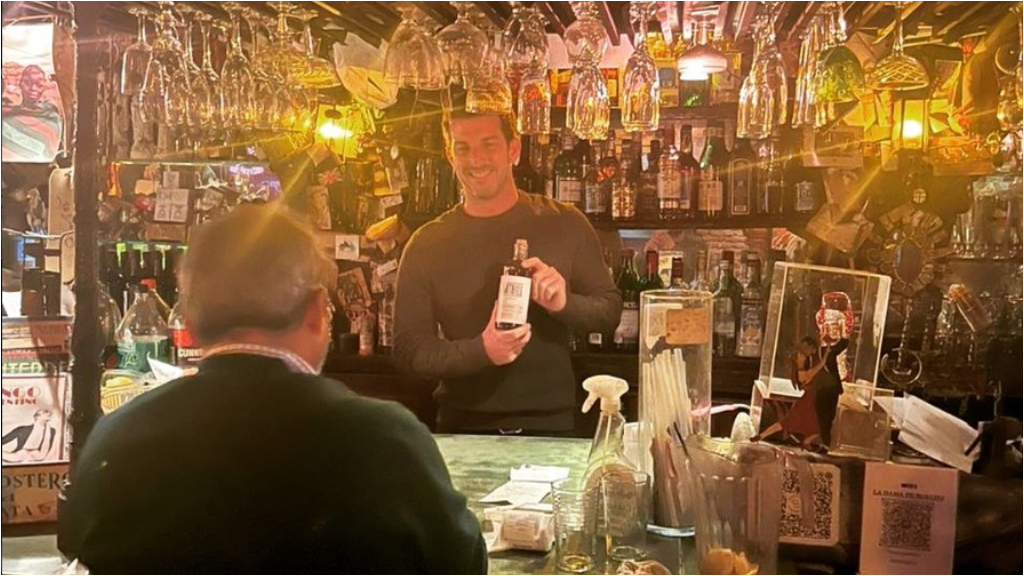 Todo comenzó una noche de asado en la Quinta "El Hormiguero" de Escobar, de ahí el nombre "Anthill Bourbon".