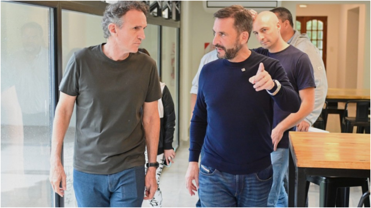 El intendente Ariel Sujarchuk y el ministro Gabriel Katopodis recorrieron distintos puntos de Escobar y anunciaron obras.