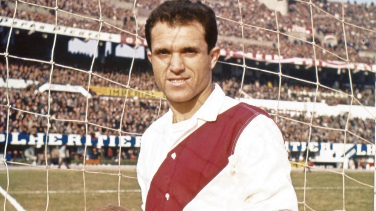 Ermindo Onega, River Plate