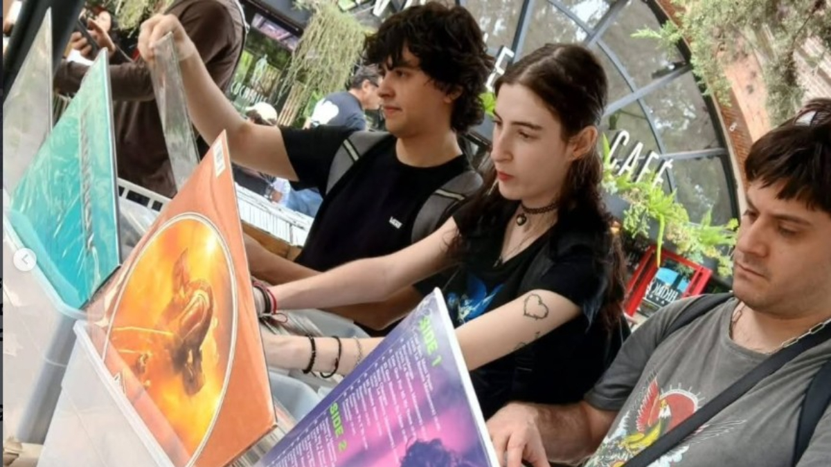 La House es la gran feria de discos de vinilo de Argentina y este domingo 19 de abril llega a Caseros.