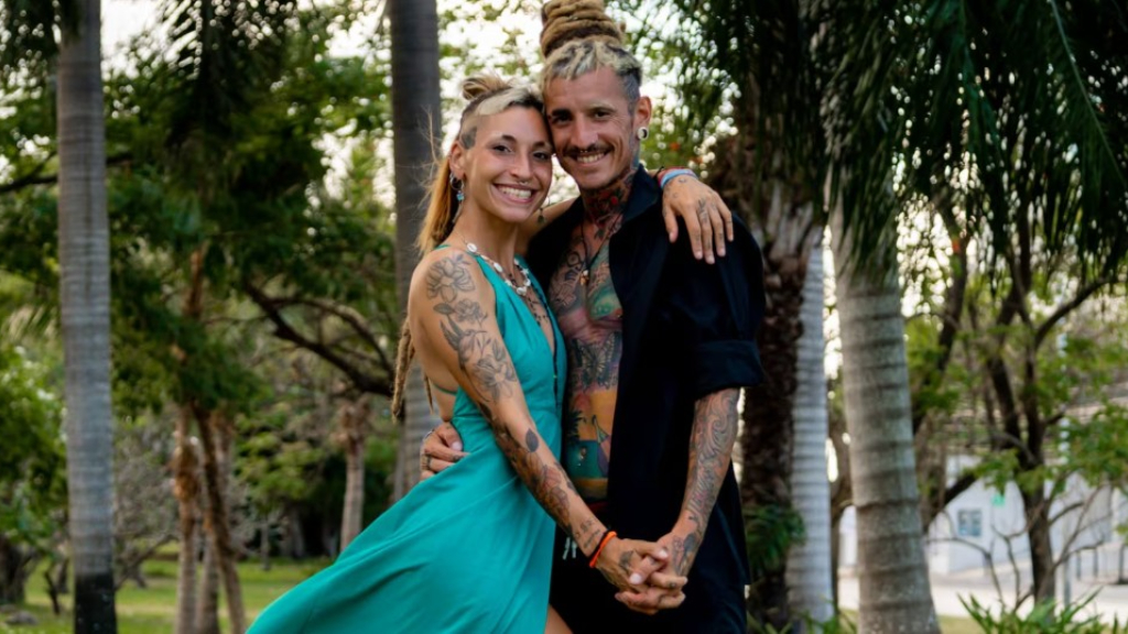 Gastón Firpo viajaba junto a su pareja desde Cuenca a Guayaquil, en Ecuador. Contó que el chofer se habría quedado dormido y ocurrió el desastre.