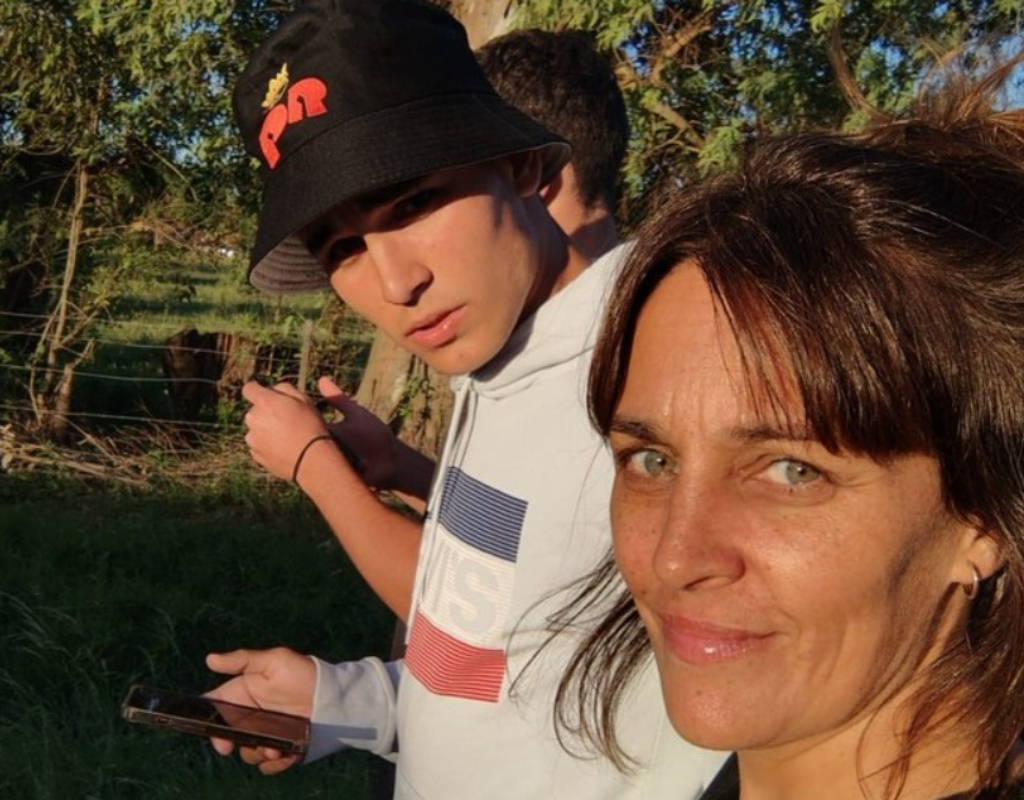 Anabella Biancucci, mamá de Camilo Nuin, el pibe que jugaba en San Telmo y murió el año pasado mientras era operado de la rodilla, encabeza el pedido de Justicia para saber qué pasó con su hijo.