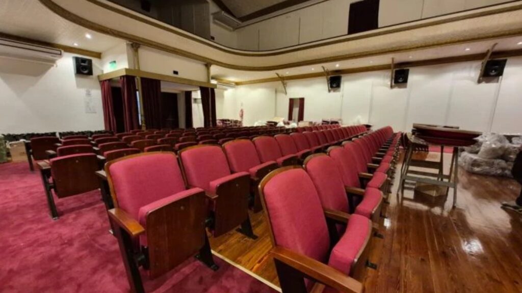 Escobar, Teatro Seminari