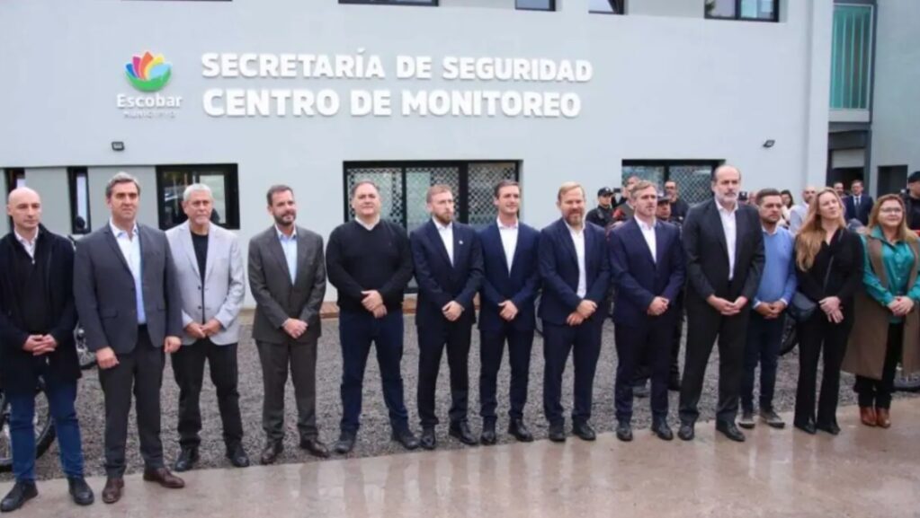Ramón Lanús, Ley de Policías Municipales