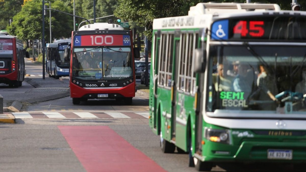La línea 45 de colectivos va a absorver el recorridao de la 154, que dejerá de existir oficialmente dentro de unos meses.
