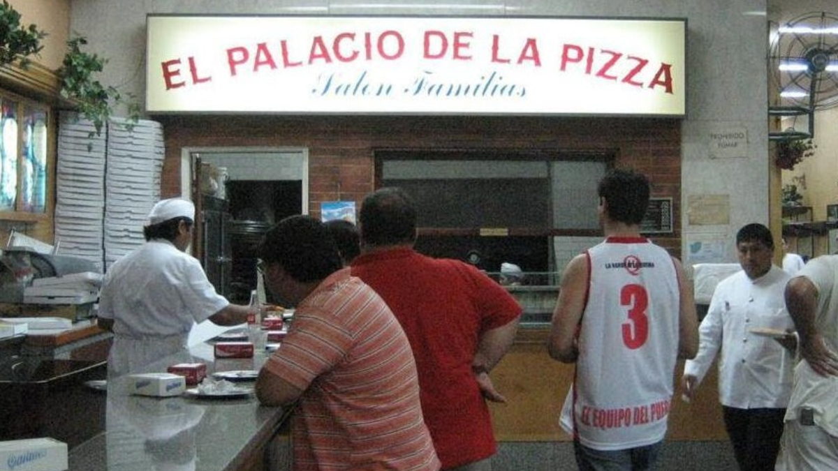 El Palacio de la Pizza es un0 de las 10 nuevos clásicos que integrarán la lista de las "Pizzerías Emblemáticas" de la Ciudad de Buenos Aires.