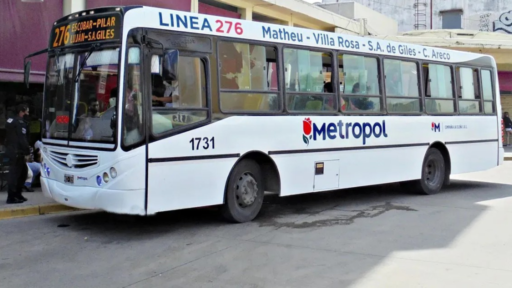 La línea 276 de colectivos es una de las más utilizadas por los vecinos de Pilar y Escobar, que ahora se quejan de su funcionamiento.