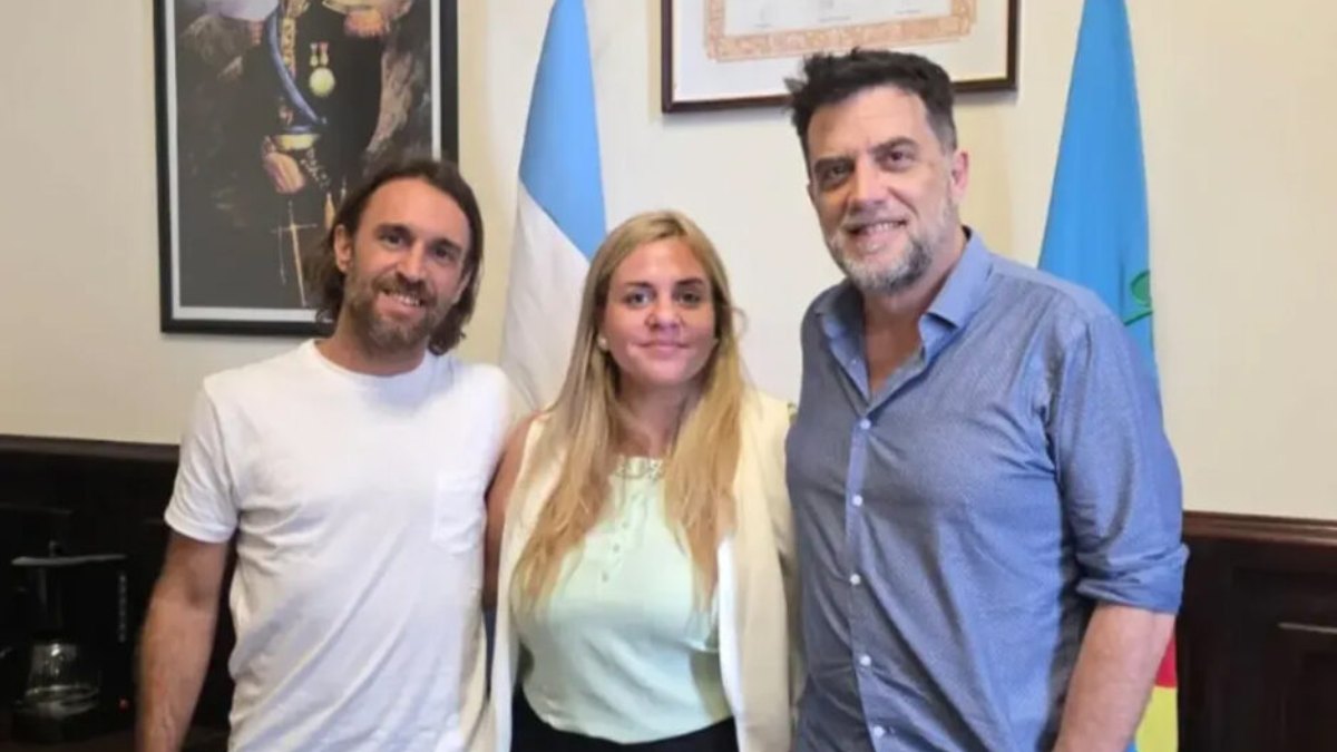 El ex jugador de River Oscar Ahumada es una figura clave de LLA en Zárate y suena para competir por la intendencia.