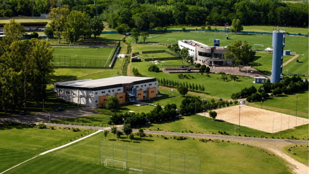 Luego de haber llegado al país, los jugadores se trasladarán al predio de la AFA en Ezeiza.