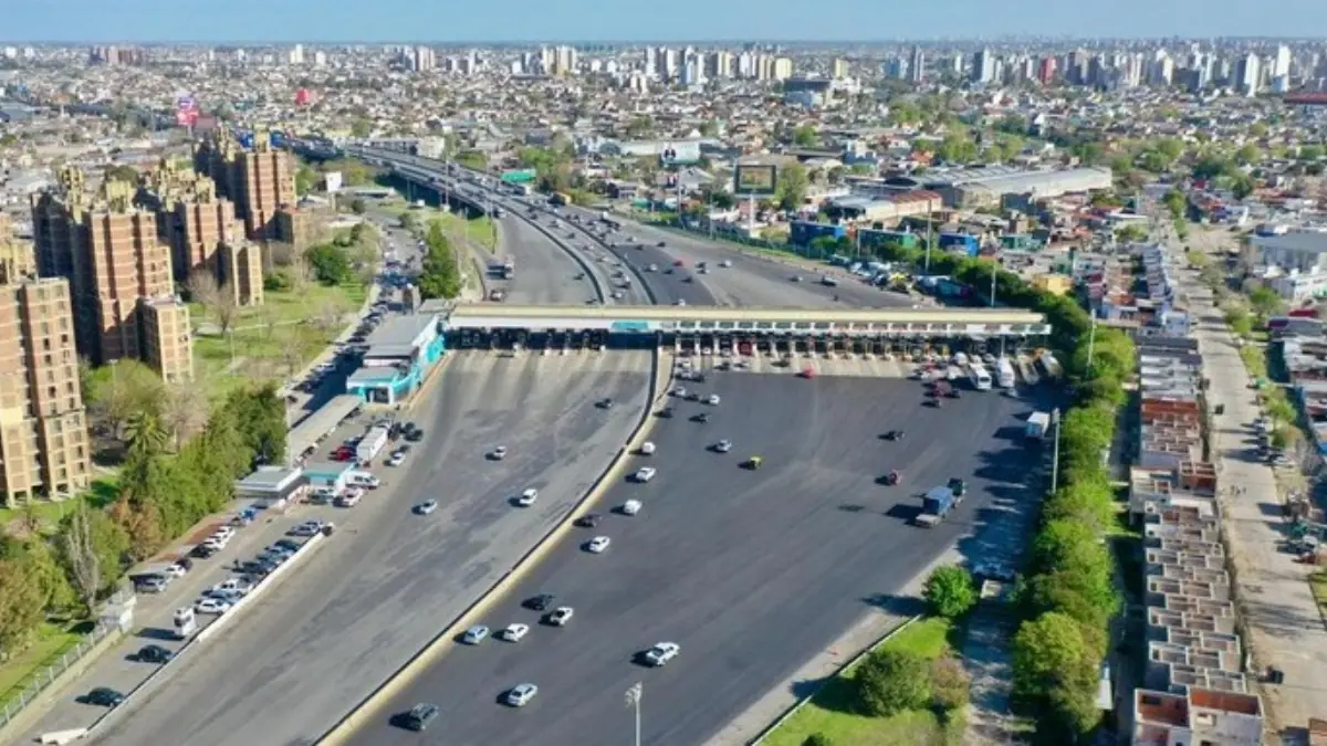 Una obra clave en la Autopista Buenos Aires – La Plata: cuánto se avanzó en la construcción del cuarto carril