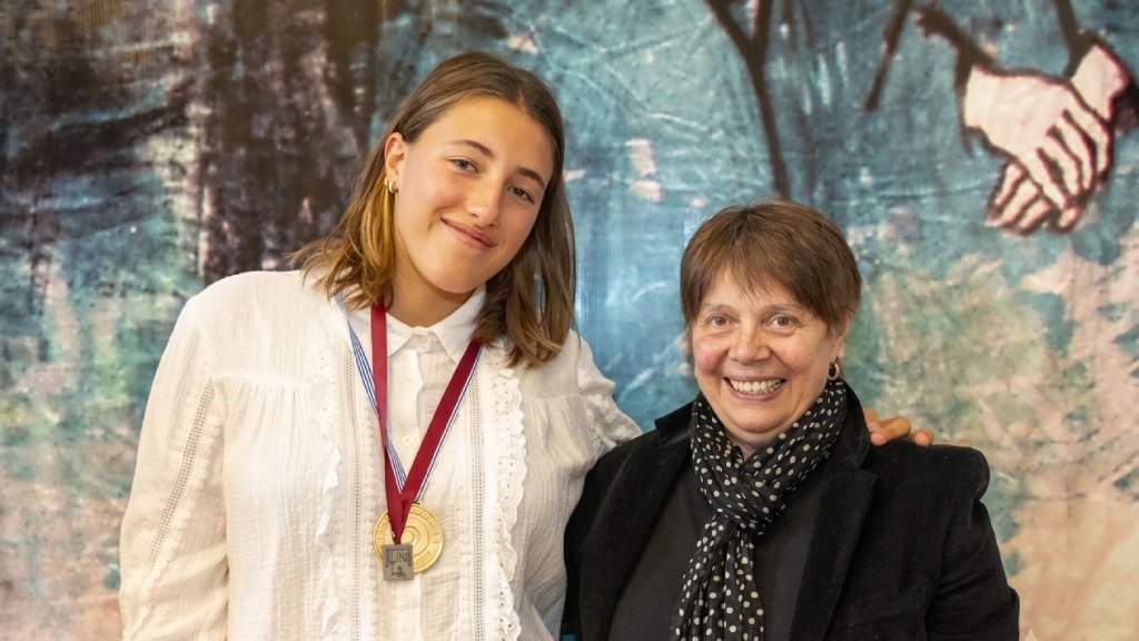 La jugadora de Lomas Athletic, Emma Knobl, es estudiante de la Universidad de Lanús.