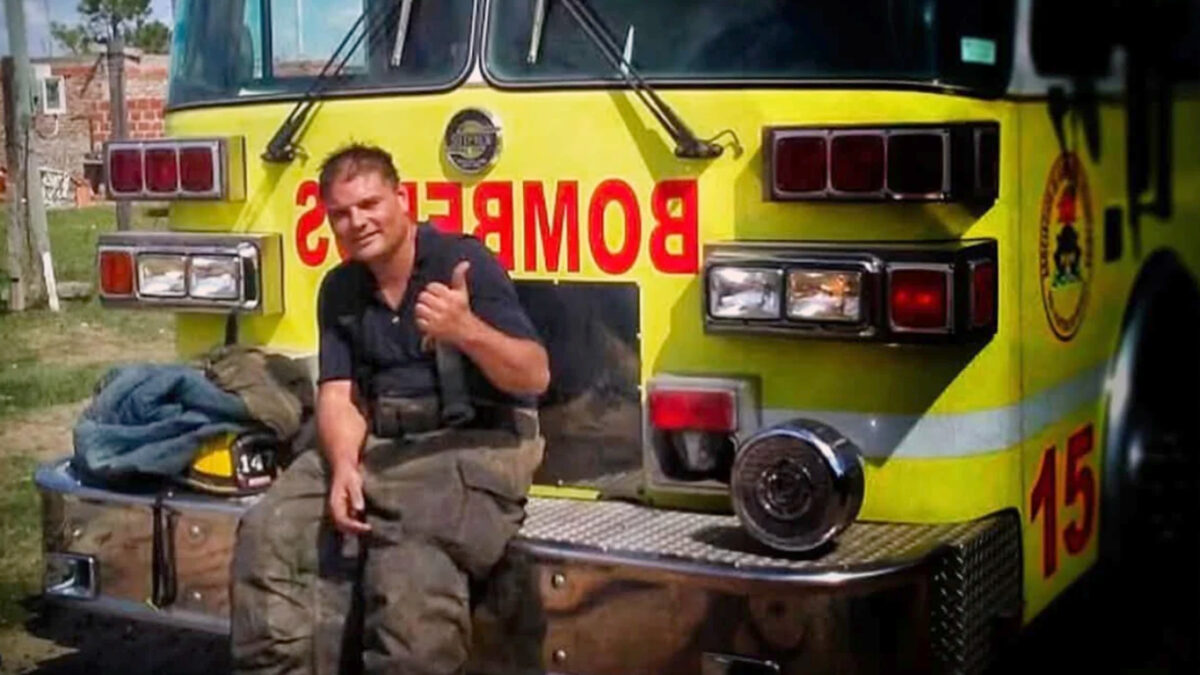 Javier Pouso García, el bombero voluntario de 42 años que falleció en Morón.