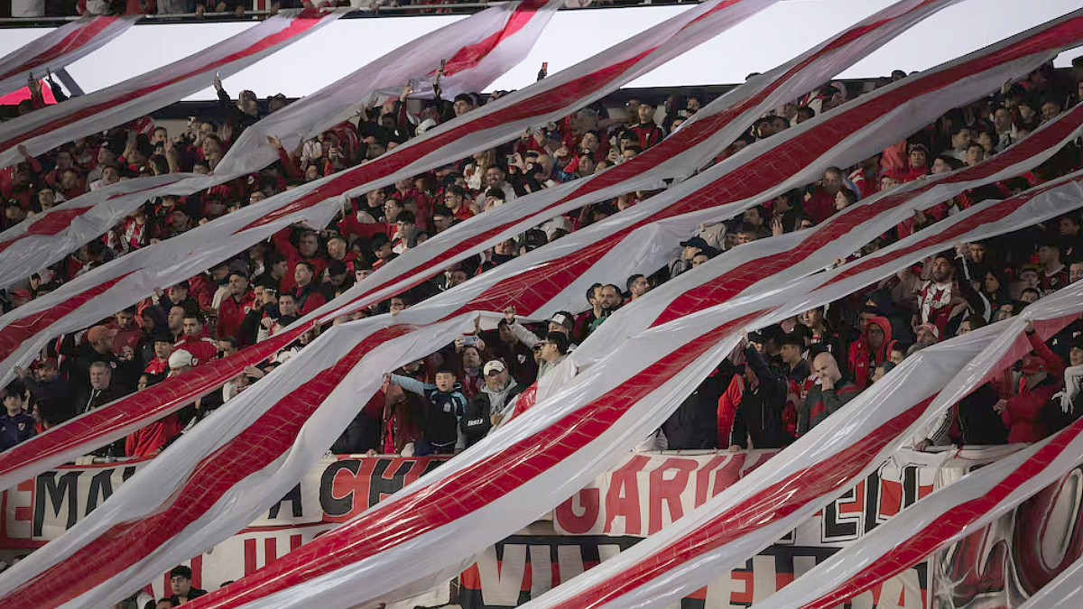 Norberto Claudio Reale, hincha de River, murió en el partido ante Independiente Santa Fe