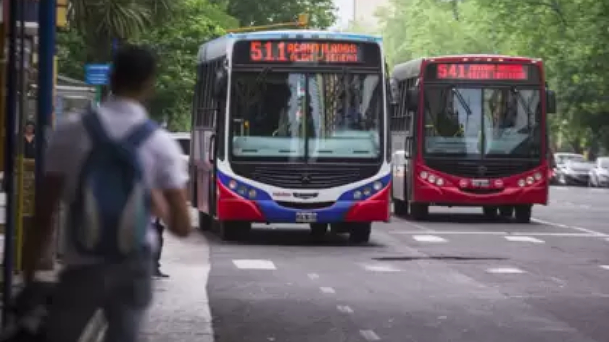 Aumentan los colectivos y los trenes en el AMBA: cuánto salen los pasajes a partir de septiembre