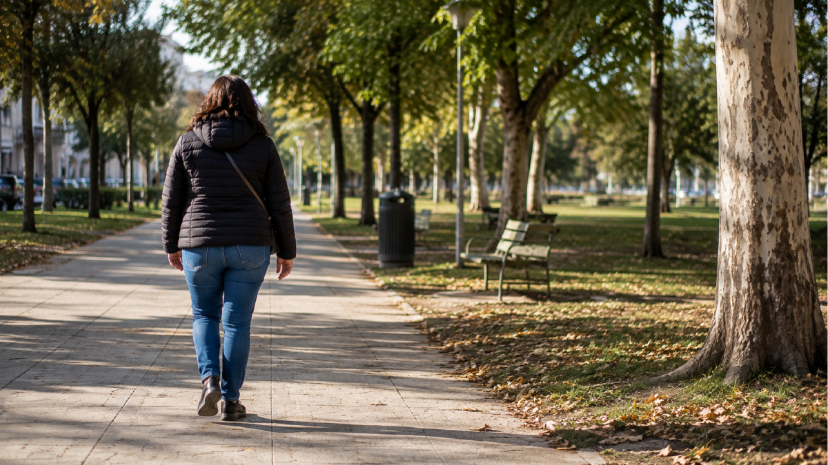 Una mujer denunció a la Municipalidad de Lomas de Zamora por una caída en una plaza, pero su demanda fue rechazada. Foto: IA