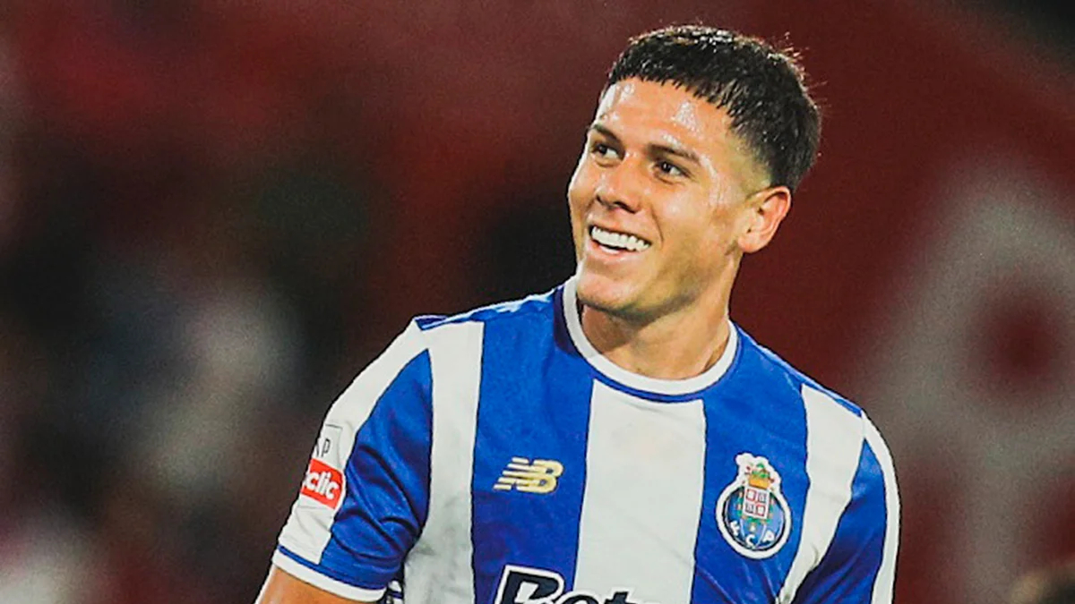Nehuén Pérez, el jugador de Porto formado en William Morris que quiere Boca Juniors.
