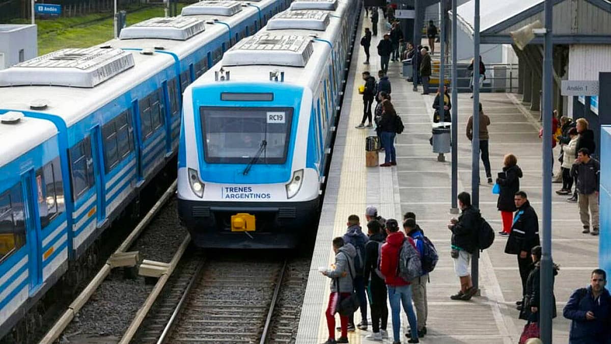 Tren Sarmiento, tren Roca, tren Mitre