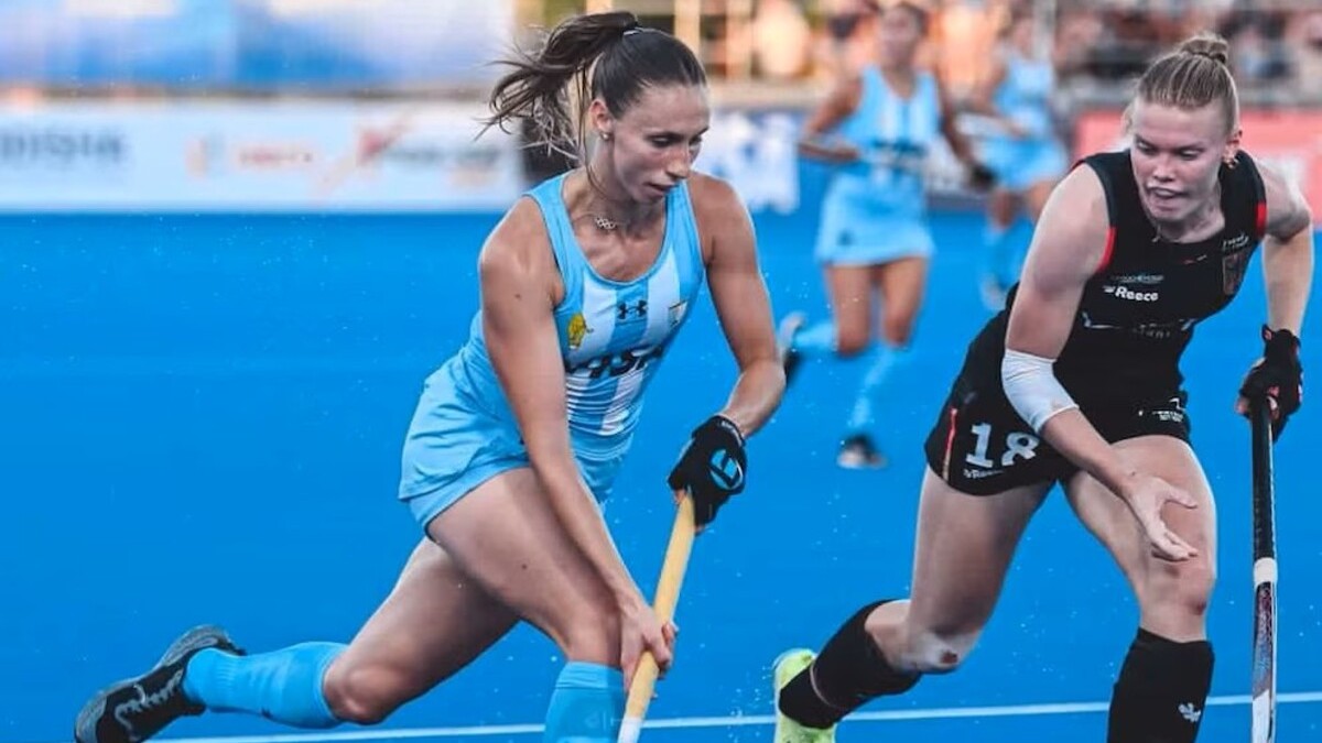 Moreno, Sofía Cairó, Las Leonas