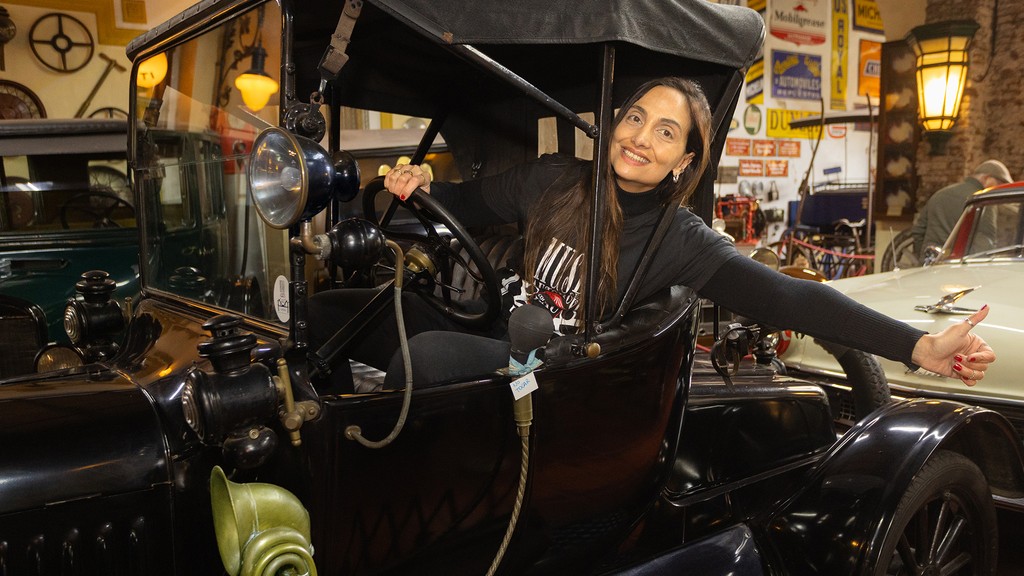 La Plata, Museo del Automóvil y Ramos Generales “Colección Rau”