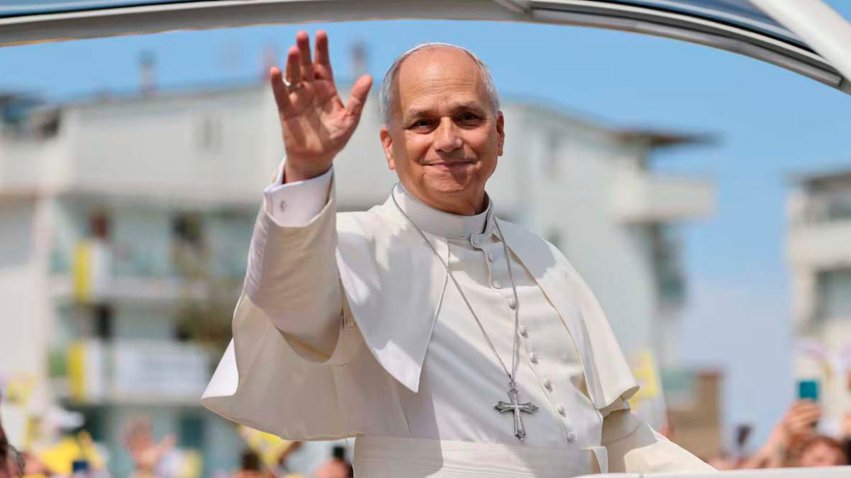 Se generan nuevos feriados por la visita del papa León XIV a la Argentina.