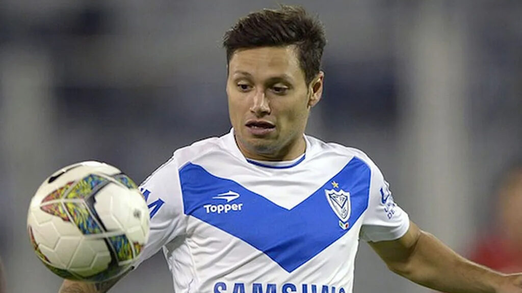 Mauro Zárate, durante su etapa en Vélez Sarsfield.